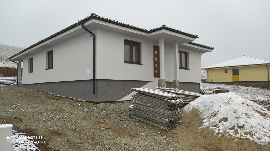 Dom vo svahu projekt Gyňov