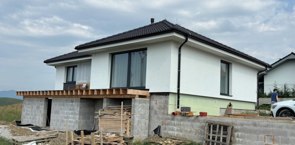 Dom vo svahu projekt Liptovská Štiavnica